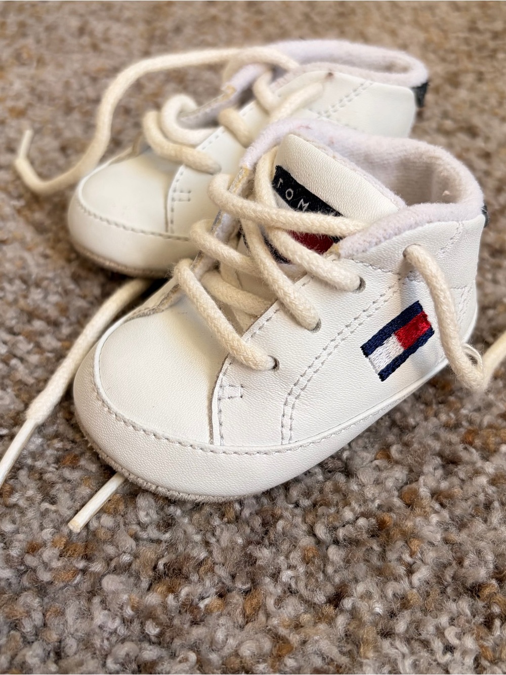 Vintage Tommy Hilfiger White Baby Sneakers